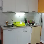 Lägenhet Apartma Santina *